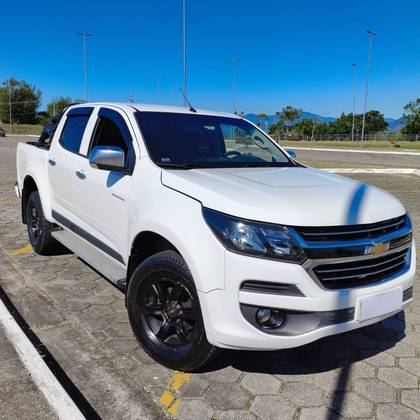 CHEVROLET S10 2.5 ADVANTAGE 4X2 CD 16V FLEX 4P MANUAL CHEVROLET S10 2.5 ADVANTAGE 4X2 CD 16V FLEX 4P MANUAL